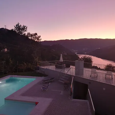 Sousa Horizonte - Louredo * 维埃拉·多米尼奥