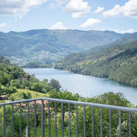 Sousa Horizonte - Louredo Апартаменты Виейра-ду-Минью