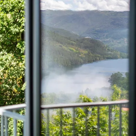 Sousa Horizonte - Louredo * Виейра-ду-Минью