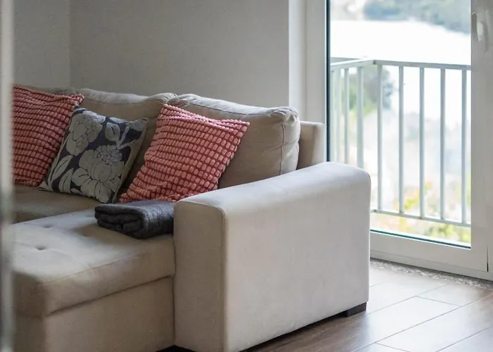 Sousa Horizonte - Louredo 비에이라도미노